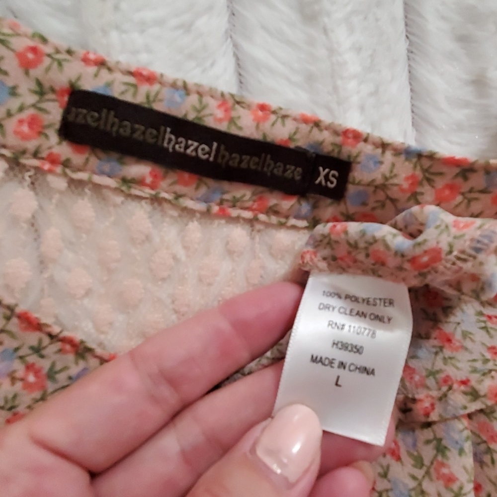 Hazel semi sheer lacy inset floral print top arm cuff detail XS - Picture 5 of 8